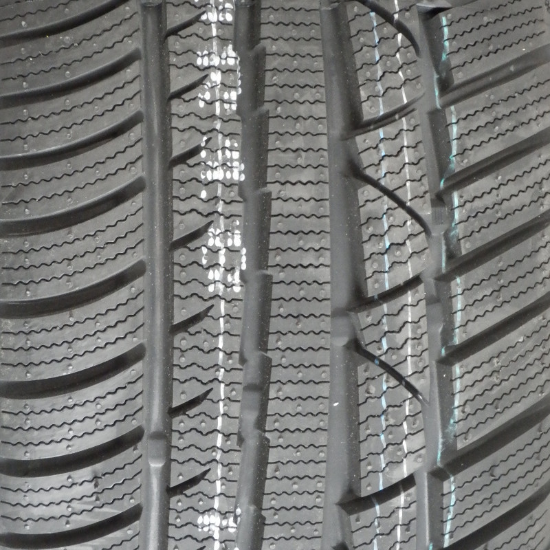 Linglong Green-Max Winter UHP 205/50 R17 93V