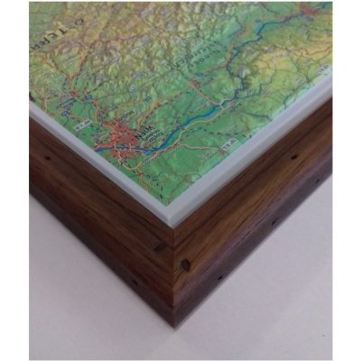 Georelief Tyrolsko - plastická mapa 80 x 60 cm Varianta: mapa v dřevěném rámu, Provedení: Pinos tmavý natur – Hledejceny.cz