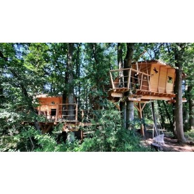 Relaxační pobyt ve stylovém Tree house V lipách s vířivkou a snídaní v Resortu Green Valley pro 2 osoby – Hledejceny.cz