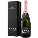 Moët & Chandon Grand Vintage Rose 2015 12,5% 0,75 l (holá láhev)