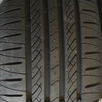 Infinity Ecosis 215/60 R16 99H