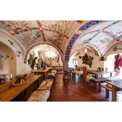 Degustační menu ve středověké hodovně, 1 osoba, Osoba 12+ – Hledejceny.cz