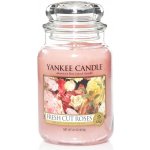 Yankee Candle Fresh Cut Roses 623 g – Zbozi.Blesk.cz