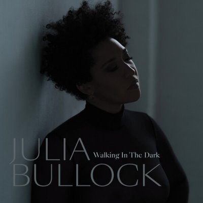 BULLOCK, JULIA WITH L.P.O. - WALKING IN THE DARK LP – Hledejceny.cz