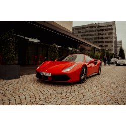 Jízda ve Ferrari Olomouc 1 osoba Videozáznam 20 kilometrů
