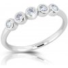 Prsteny Modesi stříbrný prsten se zirkony M01016