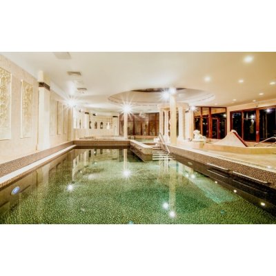 Maďarsko u pohoří Mátra: Hotel Narád Park **** s polopenzí a neomezeným wellness (bazény, sauny) + fitness - 3 dny pro 2 osoby – Zbozi.Blesk.cz