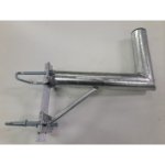 Držák 40cm s vinklem a 2 třmeny na stožár pr. 60mm výška 25cm - žárový zinek WFmetal, s.r.o. K40P60V2Z – Hledejceny.cz