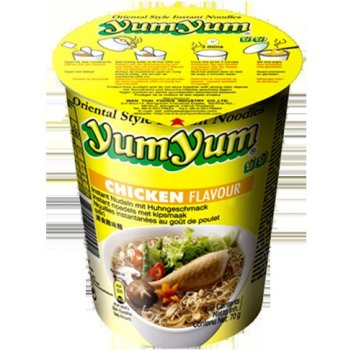 YumYum Instantní nudlová polévka s kuřecí příchutí 70 g v kelímku