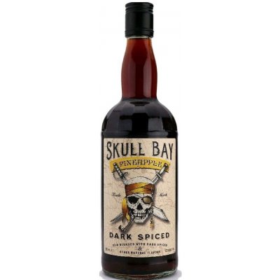 Skull Bay Dark Spiced Pineapple 37,5% 0,7 l (holá láhev)