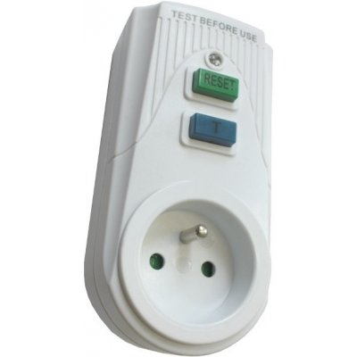 Tracon electric Zásuvkový adaptér s proudovým chráničem 16A – Zboží Mobilmania