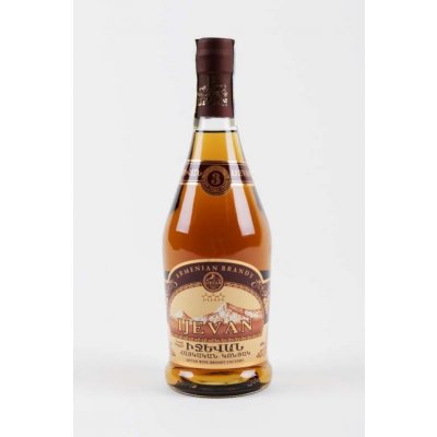 Ijevan Brandy 3* 40% 0,5 l (holá láhev) – Hledejceny.cz