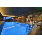 Romantika v Zámeckém hotelu Maxmilian Lifestyle Resort**** s polopenzí, wellness a unikátním labyrintáriem – Hledejceny.cz