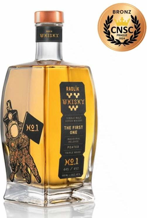 Radlík whisky the first one peated 45% 0,5 l (holá láhev)