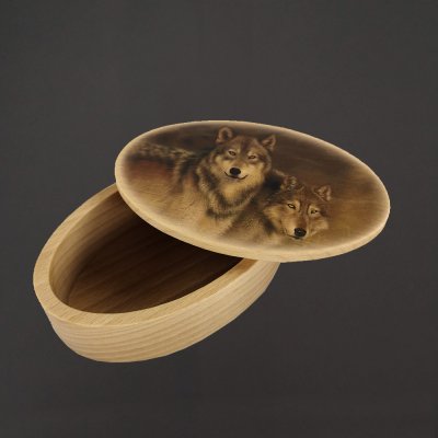 AMADEA Dřevěná krabička oválná vlci 10 cm masivní dřevo – Zboží Mobilmania