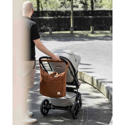 Kidzroom Taška Care Sofia Loyal Love tmavě hnědá – Zboží Mobilmania