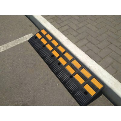 Gumová rampa / nájezd na obrubník 15 cm | Zboží Auto
