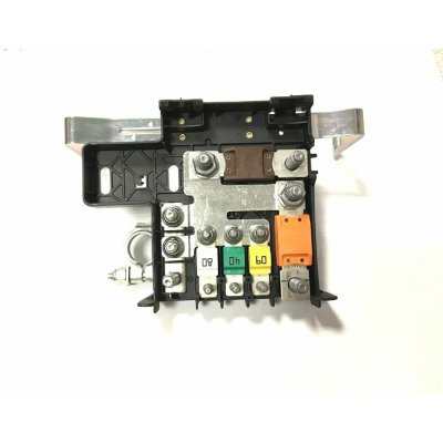 Svorka na autobaterii plus (+) Iveco Daily 2012-2014 s pojistkami 5801423536 – Zboží Mobilmania