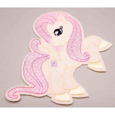 Nažehlovací záplata - Fluttershy My Little Pony - smetanová, růžová - rozměr 10 cm x 9,5 cm