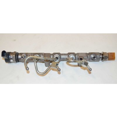 vstřikovací lišta - rampa ŠKODA Roomster 5J7 lift 1,2 TDi CFW 55 KW 057130764AB 03P130089 – Sleviste.cz