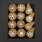 AMADEA Dřevěné ozdoby z masivu s vločkou 12 ks MIX druhů 3 cm – Sleviste.cz