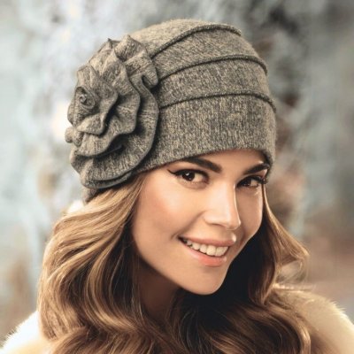 Krumlovanka dámská vlněná čepice s květem W-0615/284M béžovo-šedý melange – Hledejceny.cz