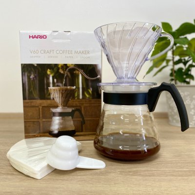 Hario V60-02 Pour Over Kit Plastic Black – Zboží Dáma