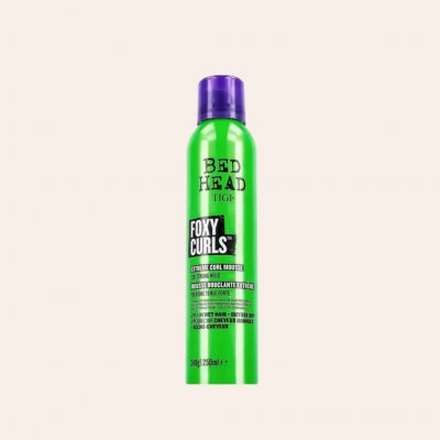 Tigi Bed Head Foxy Curls Mousse pěnové tužidlo pro vlnité vlasy 250 ml – Zboží Mobilmania