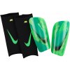Fotbal - chrániče Nike CR7 Mercurial Lite světle zelená/černá
