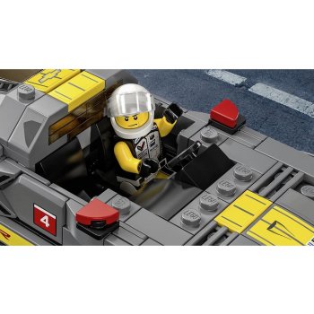 LEGO® Speed Champions 76903 Chevrolet Corvette C8.R a 1968 Chevrolet Corvette