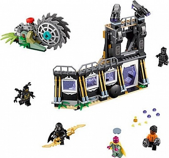 LEGO® Super Heroes 76103 Corvus Glaive útočí