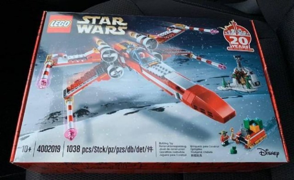 LEGO® 4002019 Christmas X-Wing | Srovnanicen.cz
