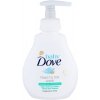 Dětské sprchové gely Dove Baby Sensitive Moisture Head To Toe Wash Dětský mycí gel bez parfemace 400 ml