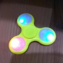 Fidget spinner Svítící ŽLUTÝ