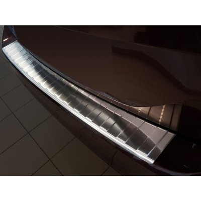 Ochranná lišta hrany kufru VW Passat 2015-2023 combi – Sleviste.cz