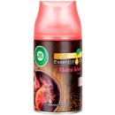 Air Wick Freshmatic náplň do osvěžovače vzduchu svařené víno u krbu 250 ml