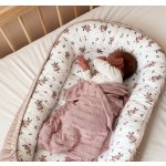 Baby Nellys Hnízdečko pro miminko Premium Flowers oboustranné pudrově růžová – Sleviste.cz