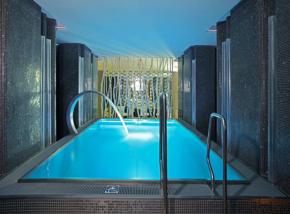 View of What is a 2-Bed + Den Apartment? - Luxury Apartments & Rentals in ...