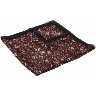 hedvábný šátek s potiskem tmavě hnědý – Sleviste.cz