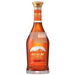 Brandy Ararat Apricot 30% 0,7 l (karton) – Zbozi.Blesk.cz