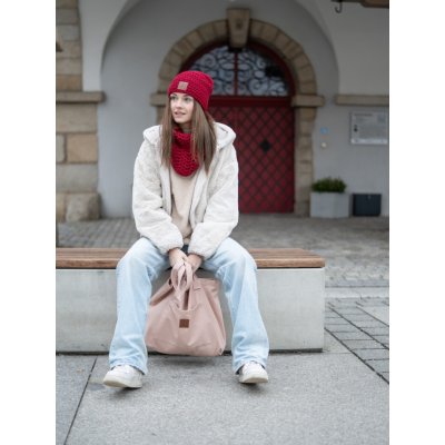 Háčkovaná čepice Brie bordo – Zboží Dáma