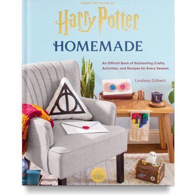 Harry Potter: Homemade: An Official Book of Enchanting Crafts, Activities, and Recipes for Every Season Gilbert LindsayPevná vazba – Zboží Mobilmania