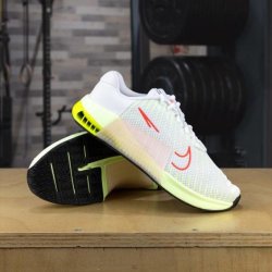 Nike CrossFit Metcon 9 - WHITE/BRIGHT CRIMSON-VOLT-BARELY VOLT DZ2537-101