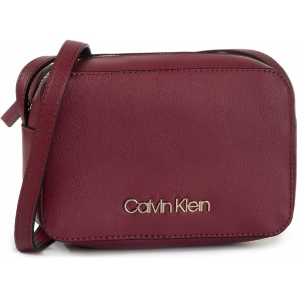 Calvin Klein Ck Must Psp20 Camerabag K60K606015 Bordó od 1 494 Kč -  Heureka.cz