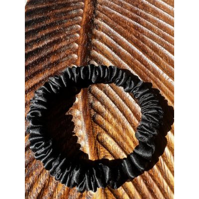 HEDVÁBNÝ SVĚT Různobarevné gumičky do vlasů 1 ks nová kolekce, WHITE ORCHID Nová generace gumiček: černá – Zboží Mobilmania