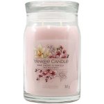 Yankee Candle Signature Pink Cherry & Vanilla 567g – Zbozi.Blesk.cz