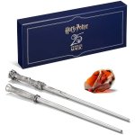 The Noble Collection Harry Potter a Kámen mudrců – set hůlek - 25. výročí limitovaná edice – Sleviste.cz