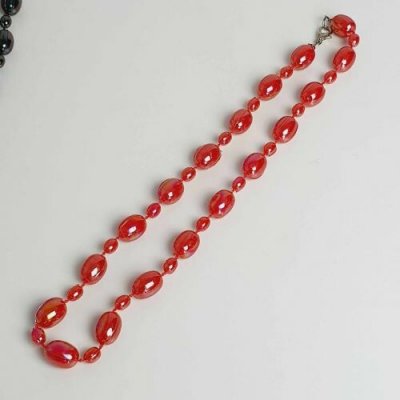 RB-nakuplevne Dětské plastové korále 1404-005 - 42 cm - červená – Sleviste.cz
