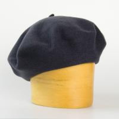 Karpet dámský baret vlněný tmavě šedá – Hledejceny.cz
