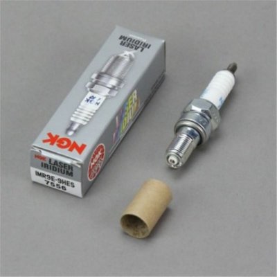 Zapalovací svíčka NGK Iridium Honda CBR1000RR Fireblade SP 14 - 16 – Sleviste.cz